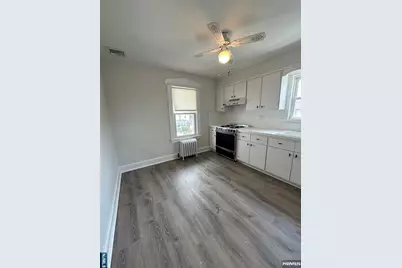 268 Harrington Avenue 2 #2, Lyndhurst Township, NJ 07071 - Photo 3