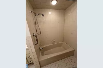 268 Harrington Avenue 2 #2, Lyndhurst Township, NJ 07071 - Photo 15