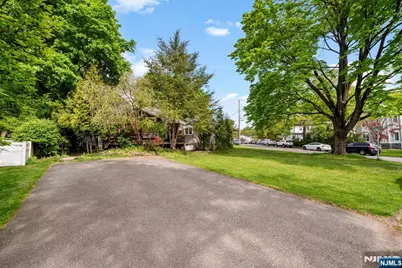 3 Burton Place, Cresskill, NJ 07626 - Photo 25