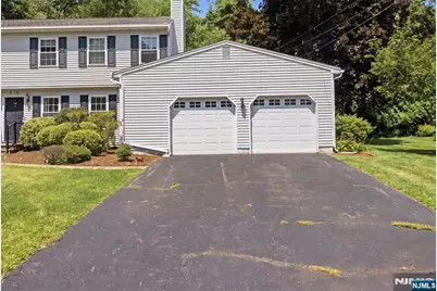 574 Baylor Avenue, River Vale Township, NJ 07675 - Photo 41