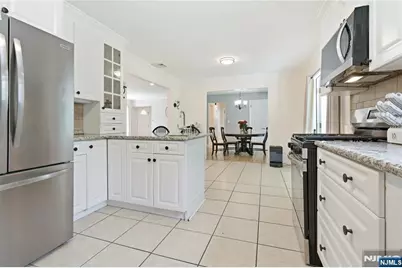 574 Baylor Avenue, River Vale Township, NJ 07675 - Photo 19