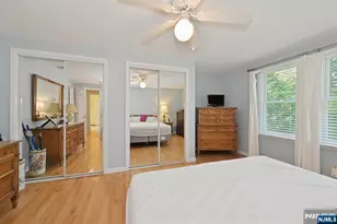95 Knollwood Dr, Paramus, NJ 07652 - Photo 21
