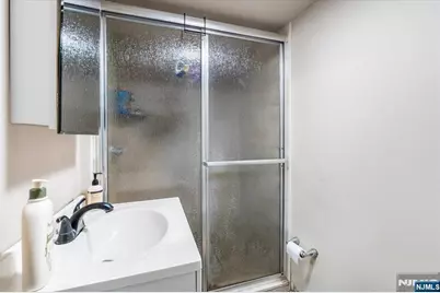 375 Washington Avenue, Rutherford, NJ 07070 - Photo 19