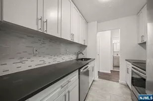 307 Prospect Ave 10G, Hackensack, NJ 07601 - Photo 3