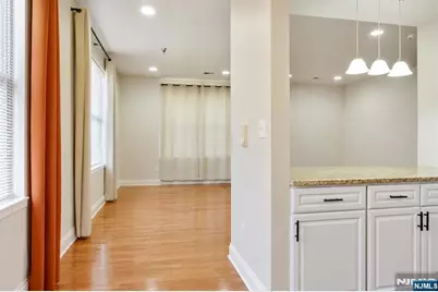 150 61st Street 2L #2L, West New York, NJ 07093 - Photo 15