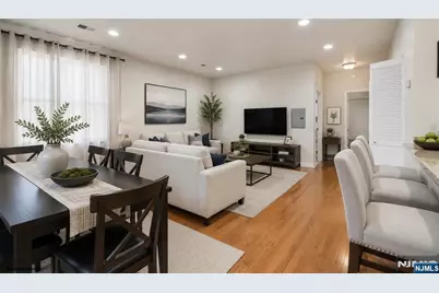 150 61st Street 2L #2L, West New York, NJ 07093 - Photo 3