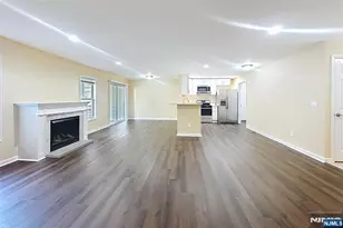 30 Bourne Circle 1203, Hamburg, NJ 07419 - Photo 5