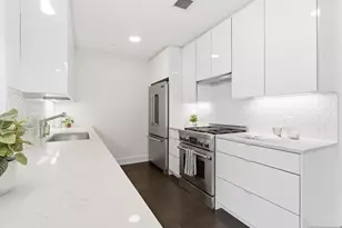380 Newark Ave 406, Jersey City, NJ 07302 - Photo 17