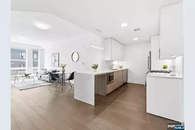 380 Newark Avenue 406 #406, Jersey City, NJ 07302 - Photo 3