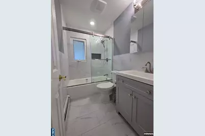 253 Parker Avenue 2 #2, Hackensack, NJ 07601 - Photo 17
