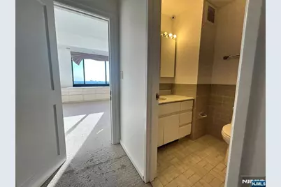 1512 Palisade Avenue 20H #20H, Fort Lee, NJ 07024 - Photo 21