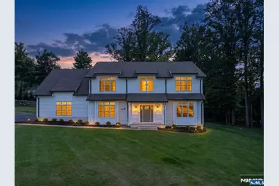 28 Drake Lane, Upper Saddle River, NJ 07458 - Photo 1