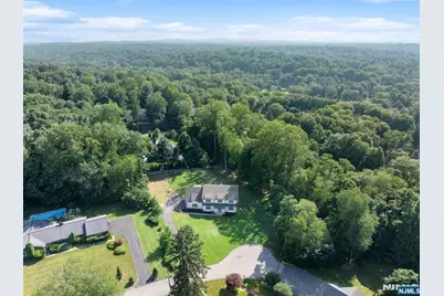 28 Drake Lane, Upper Saddle River, NJ 07458 - Photo 29