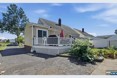 153 Stefanic Avenue, Elmwood Park, NJ 07407 - Photo 37