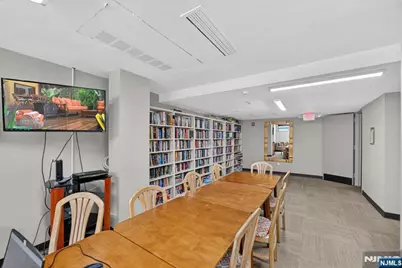 2077 Center Avenue Phb #PHB, Fort Lee, NJ 07024 - Photo 43
