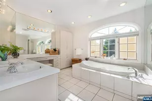 122 Crest Rd, Ridgewood, NJ 07450 - Photo 19