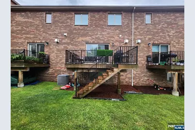237 E Central Boulevard B #B, Palisades Park, NJ 07650 - Photo 13