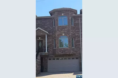 237 E Central Boulevard B #B, Palisades Park, NJ 07650 - Photo 15
