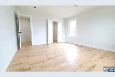 135 Lake Shore Drive, Morris Township, NJ 07054 - Photo 17