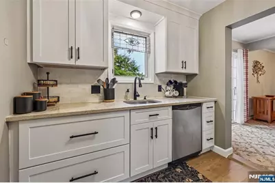 2-33 35th Street, Fair Lawn, NJ 07410 - Photo 7