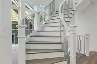 37 Winterburn Pl, Edgewater, NJ 07020 - Photo 11
