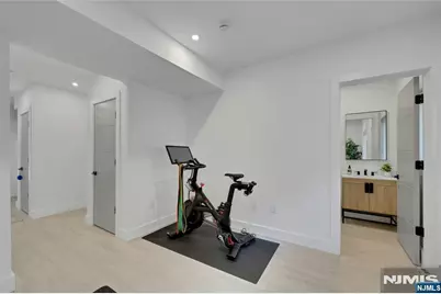 2282 7th Street, Fort Lee, NJ 07024 - Photo 41