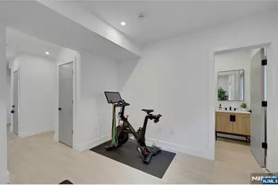 2282 7th Street, Fort Lee, NJ 07024 - Photo 39