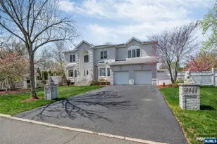 177 Lawson Pl, Paramus, NJ 07652 - Photo 3