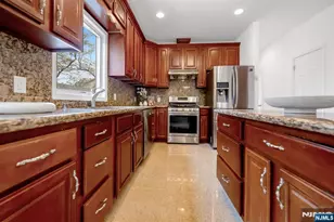 177 Lawson Pl, Paramus, NJ 07652 - Photo 17