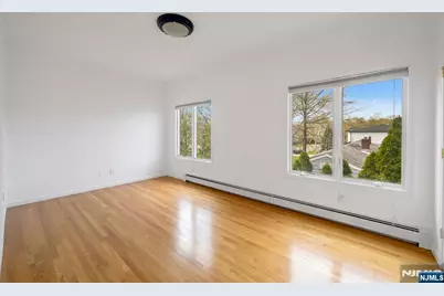 177 Lawson Place, Paramus, NJ 07652 - Photo 35