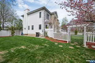 177 Lawson Pl, Paramus, NJ 07652 - Photo 43