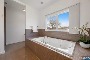 177 Lawson Pl, Paramus, NJ 07652 - Photo 31