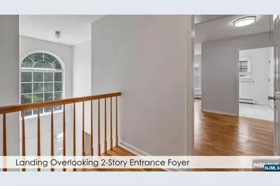 758 Manchester Way, Paramus, NJ 07652 - Photo 19