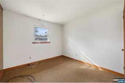498 Riverside Terrace, Rutherford, NJ 07070 - Photo 17