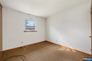 498 Riverside Terrace, Rutherford, NJ 07070 - Photo 17