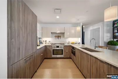 9 Ave At Port Imperial 414 #414, West New York, NJ 07093 - Photo 5