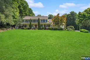 8 Alpine Ridge Rd, West Milford, NJ 07480 - Photo 3