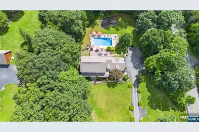 8 Alpine Ridge Road, West Milford, NJ 07480 - Photo 37