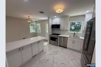 16 Valley Brook Drive, Emerson, NJ 07630 - Photo 3