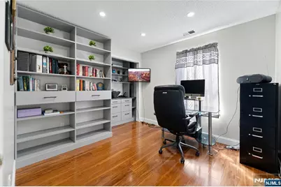 25 Holly Street, Jersey City, NJ 07305 - Photo 13