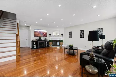25 Holly Street, Jersey City, NJ 07305 - Photo 7
