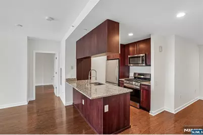 1215 Hudson Park, Edgewater, NJ 07020 - Photo 9