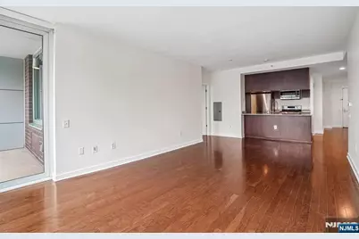 1215 Hudson Park, Edgewater, NJ 07020 - Photo 7