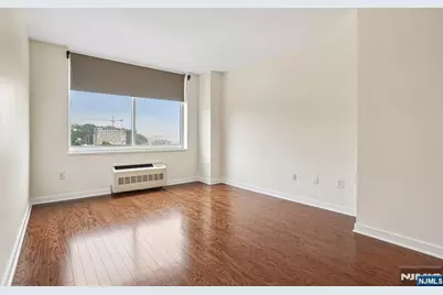 1215 Hudson Park, Edgewater, NJ 07020 - Photo 13