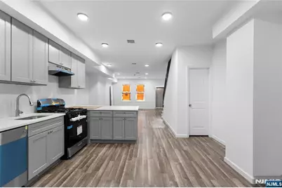 43 1/2 Cortland Street, Newark, NJ 07105 - Photo 9