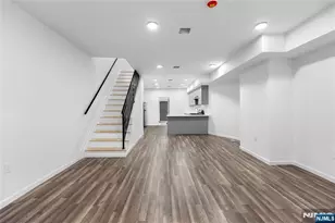 43 1/2 Cortland St, Newark, NJ 07105 - Photo 1