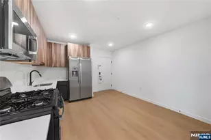 768 Bergen Street 5D, Newark, NJ 07108 - Photo 1