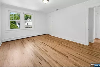 8 Laurel Avenue, Tenafly, NJ 07670 - Photo 15