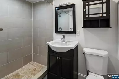 8 Laurel Avenue, Tenafly, NJ 07670 - Photo 13