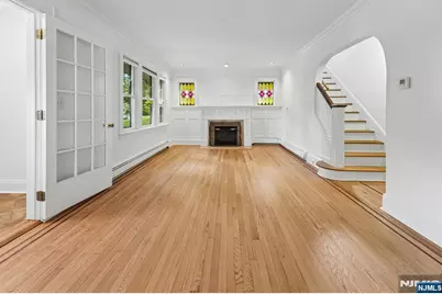 8 Laurel Avenue, Tenafly, NJ 07670 - Photo 3